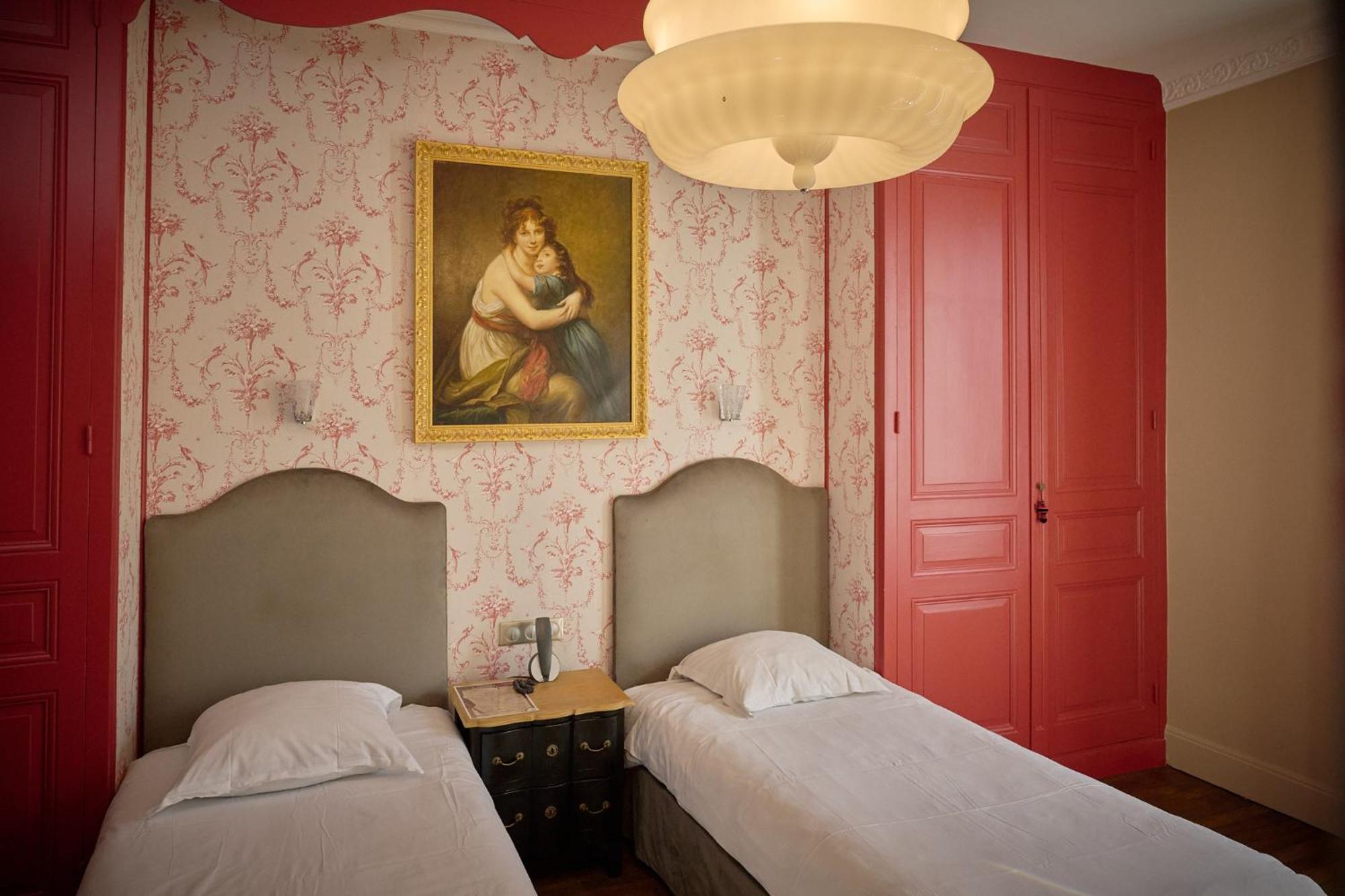 Chateau Du Bois Guibert Bonneval  Room photo